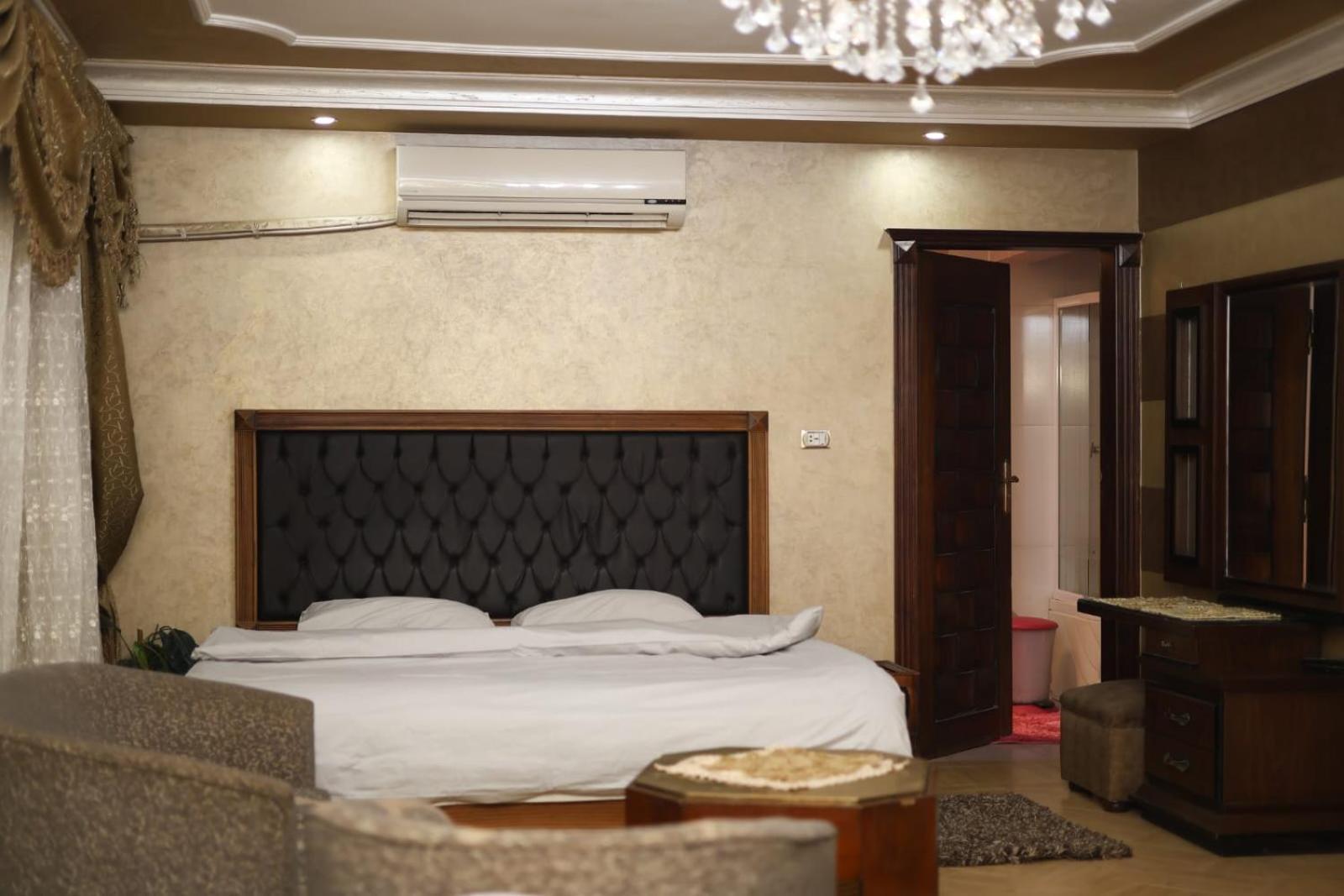 Royal Pyramids Palace Residence 开罗 外观 照片